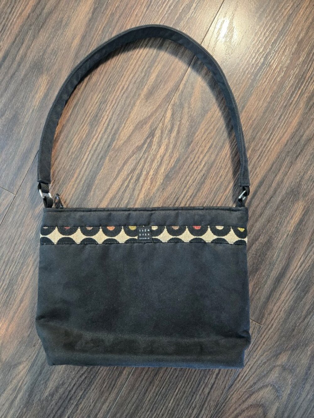 LISA LILL STUDIO Contemporary Style Suede Shoulder/Wristlet Bag NWOT